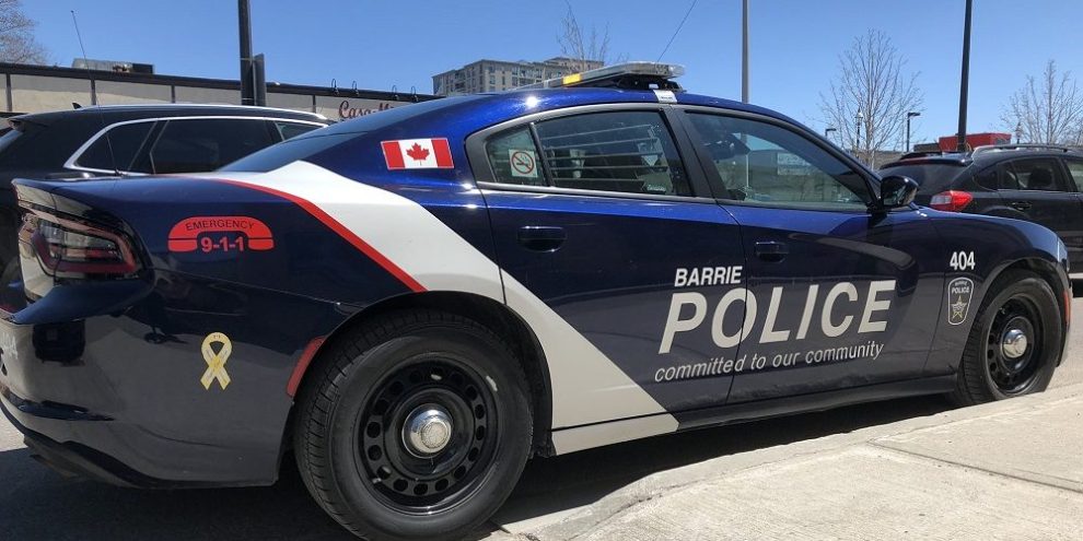 Barrie police -guns, drugs