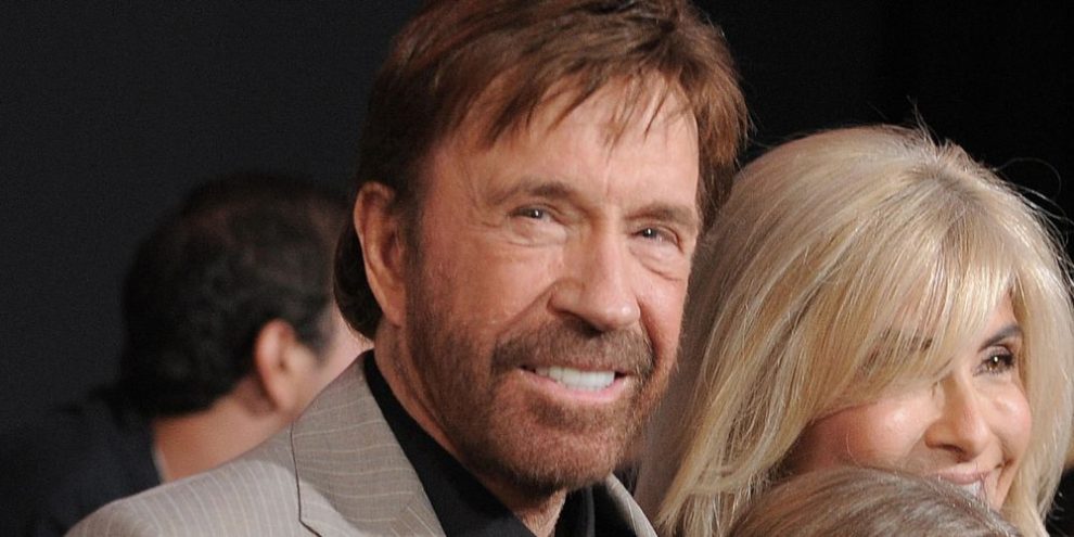 Chuck Norris, martial arts master and actor whose toughness became internet lore, dies at 86