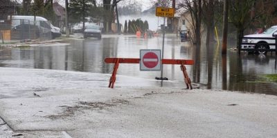 Flooding is seen in an Orillia neighbourhood as crews respond to rising water levels